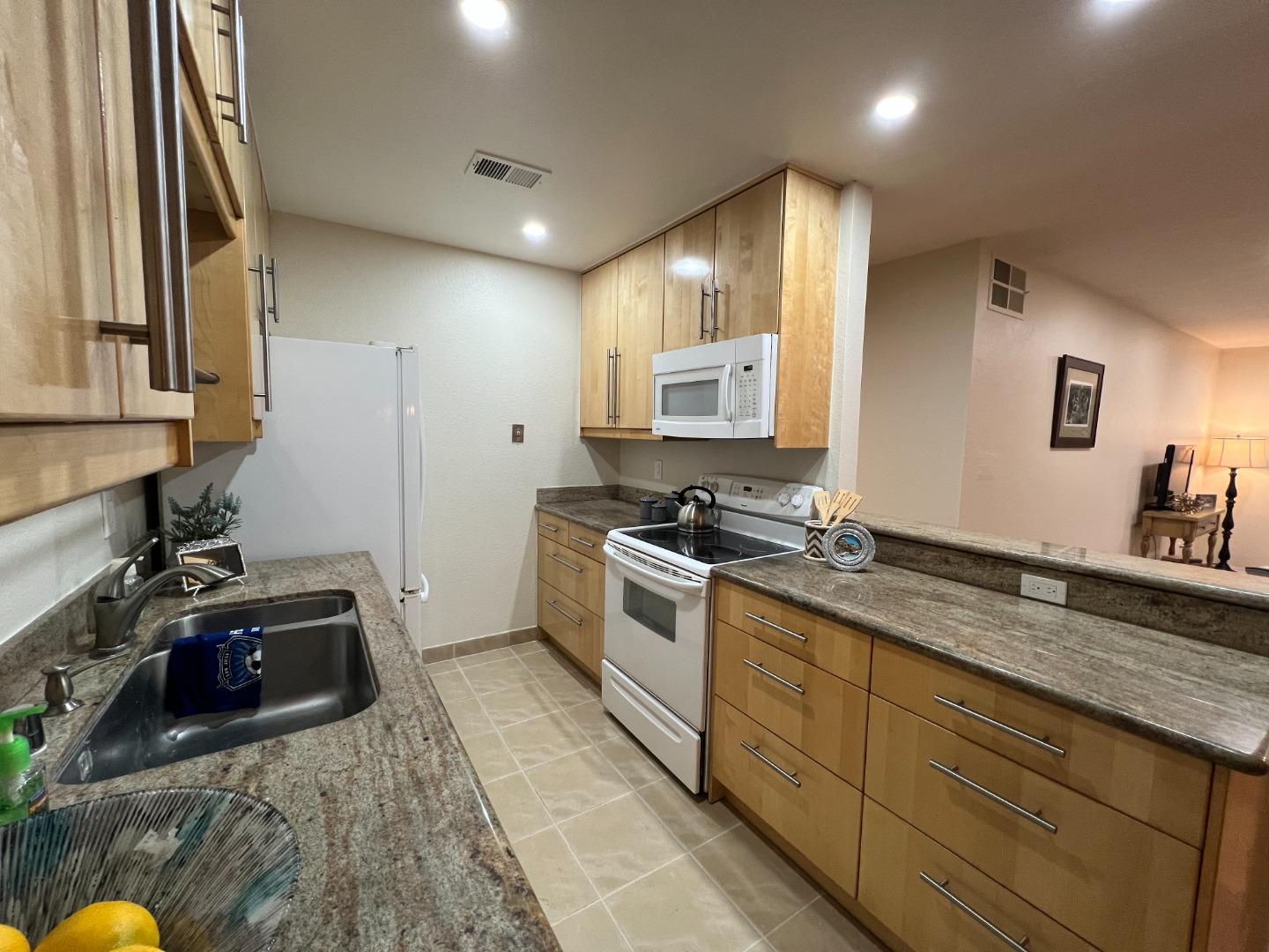 Photo #10: ML82035870 Listing: Photo #10