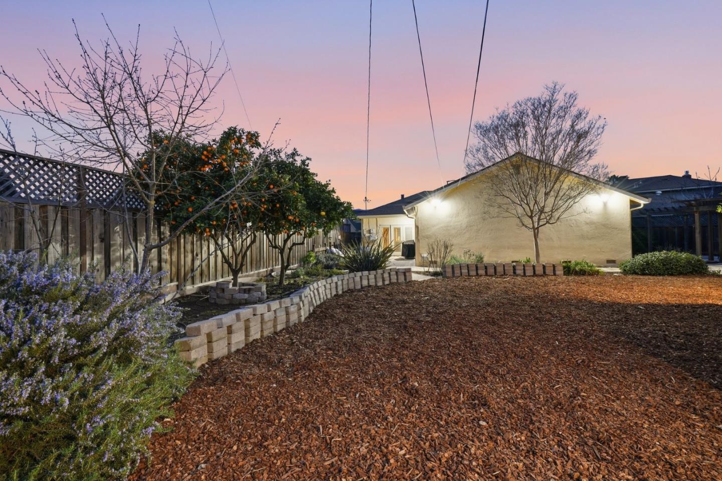 Detail Gallery Image 30 of 55 For 211 Beegum Way, San Jose,  CA 95123 - 6 Beds | 4 Baths