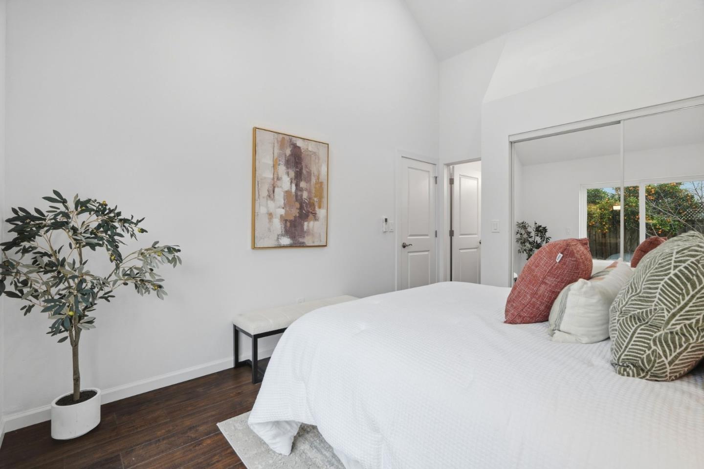 Detail Gallery Image 44 of 55 For 211 Beegum Way, San Jose,  CA 95123 - 6 Beds | 4 Baths