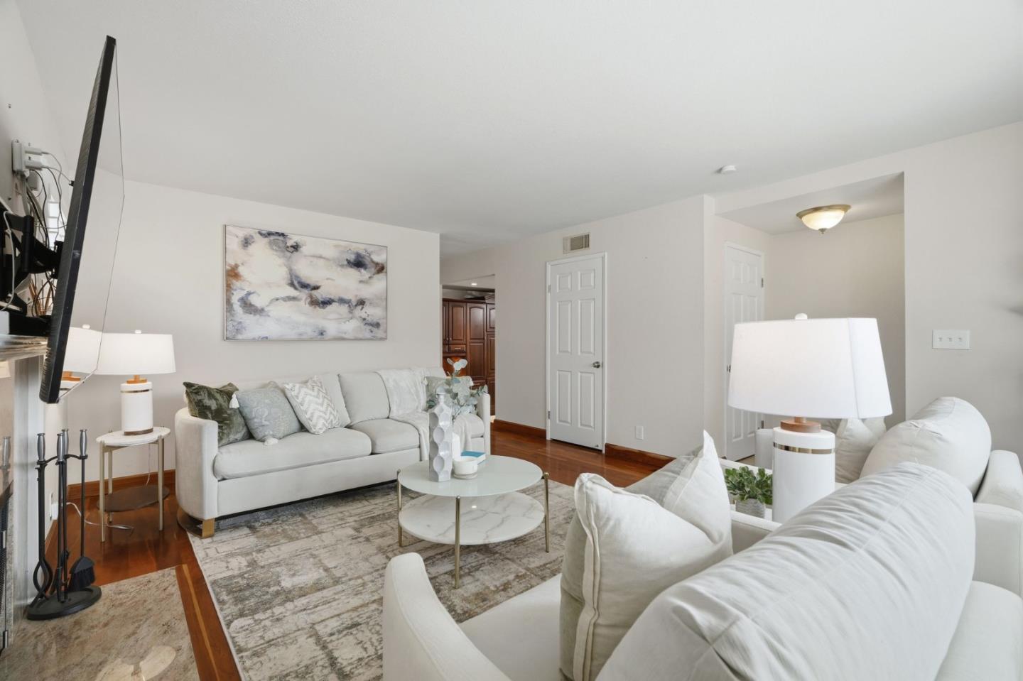 Detail Gallery Image 5 of 55 For 211 Beegum Way, San Jose,  CA 95123 - 6 Beds | 4 Baths