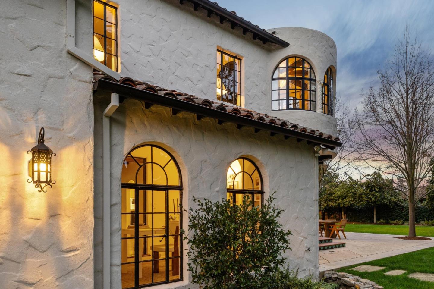 Detail Gallery Image 102 of 112 For 414 Edgewood Rd, San Mateo,  CA 94402 - 4 Beds | 4/1 Baths