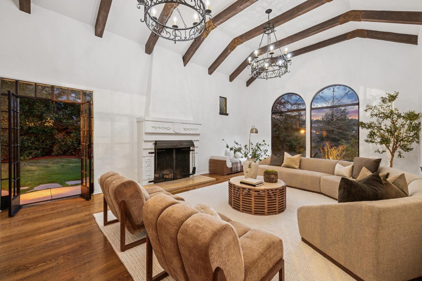 Detail Gallery Image 109 of 112 For 414 Edgewood Rd, San Mateo,  CA 94402 - 4 Beds | 4/1 Baths