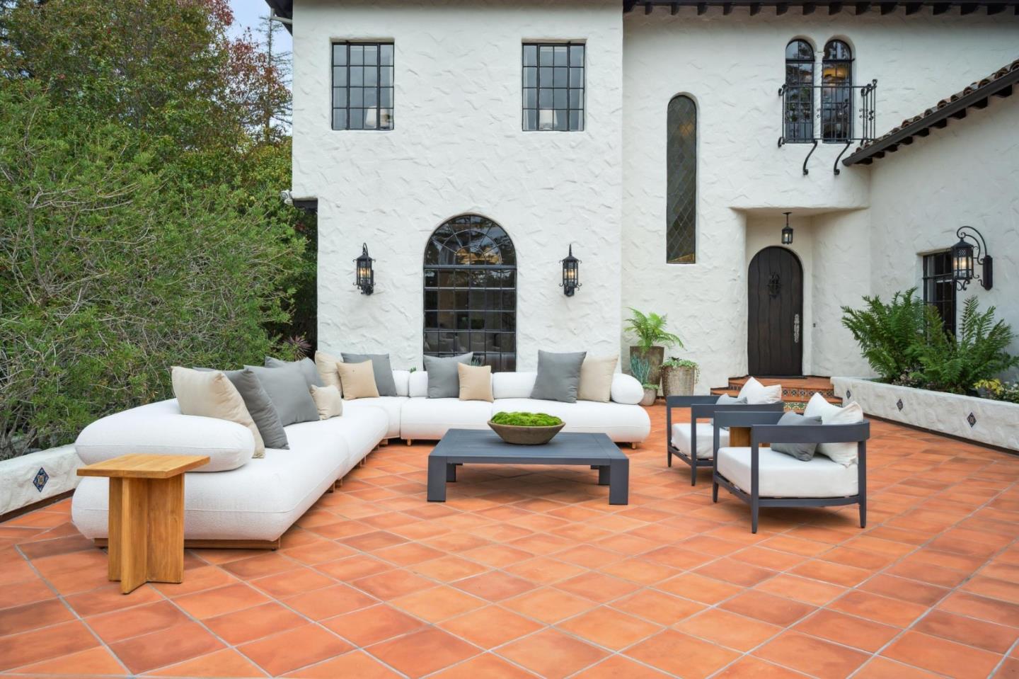 Detail Gallery Image 11 of 99 For 414 Edgewood Rd, San Mateo,  CA 94402 - 4 Beds | 4/1 Baths