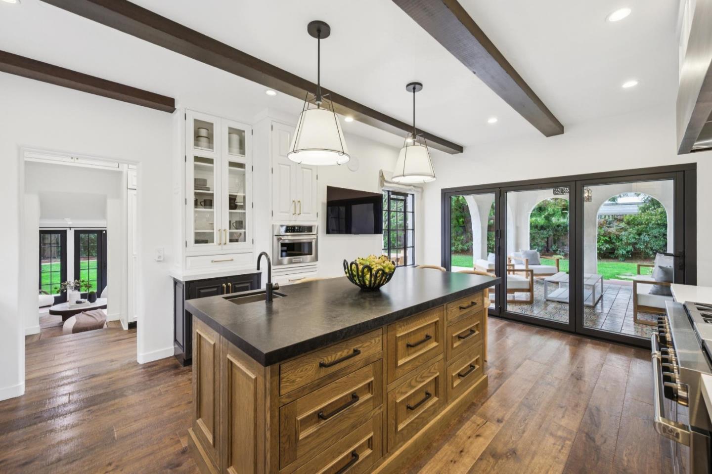 Detail Gallery Image 29 of 99 For 414 Edgewood Rd, San Mateo,  CA 94402 - 4 Beds | 4/1 Baths