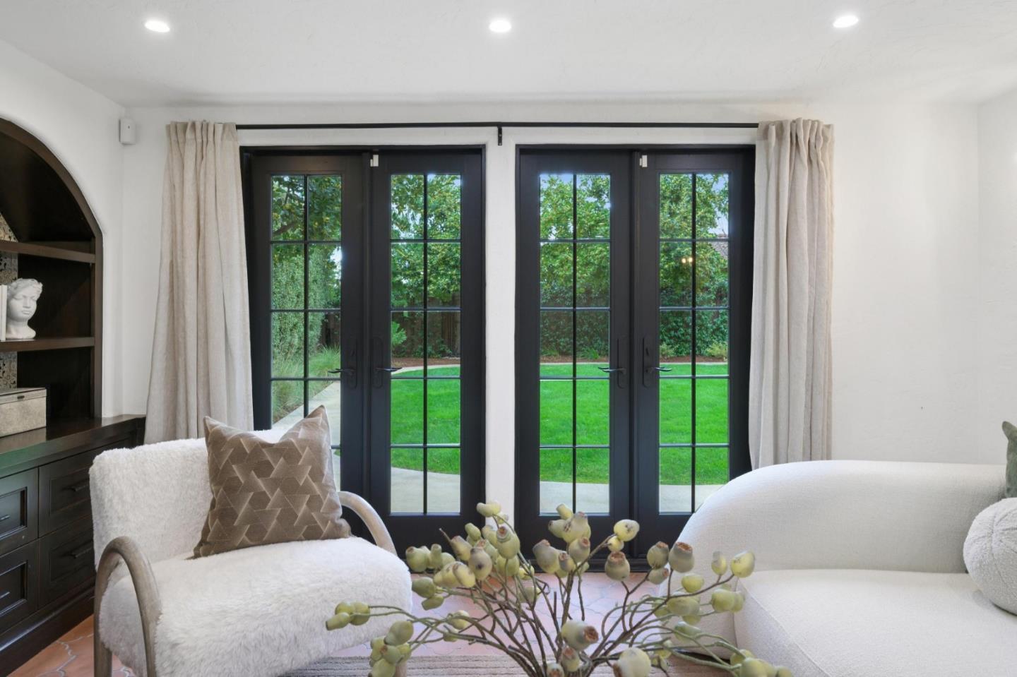 Detail Gallery Image 40 of 99 For 414 Edgewood Rd, San Mateo,  CA 94402 - 4 Beds | 4/1 Baths