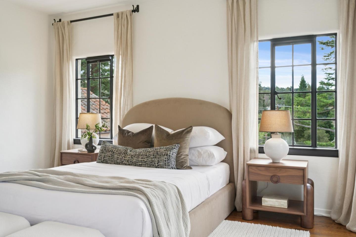 Detail Gallery Image 57 of 99 For 414 Edgewood Rd, San Mateo,  CA 94402 - 4 Beds | 4/1 Baths