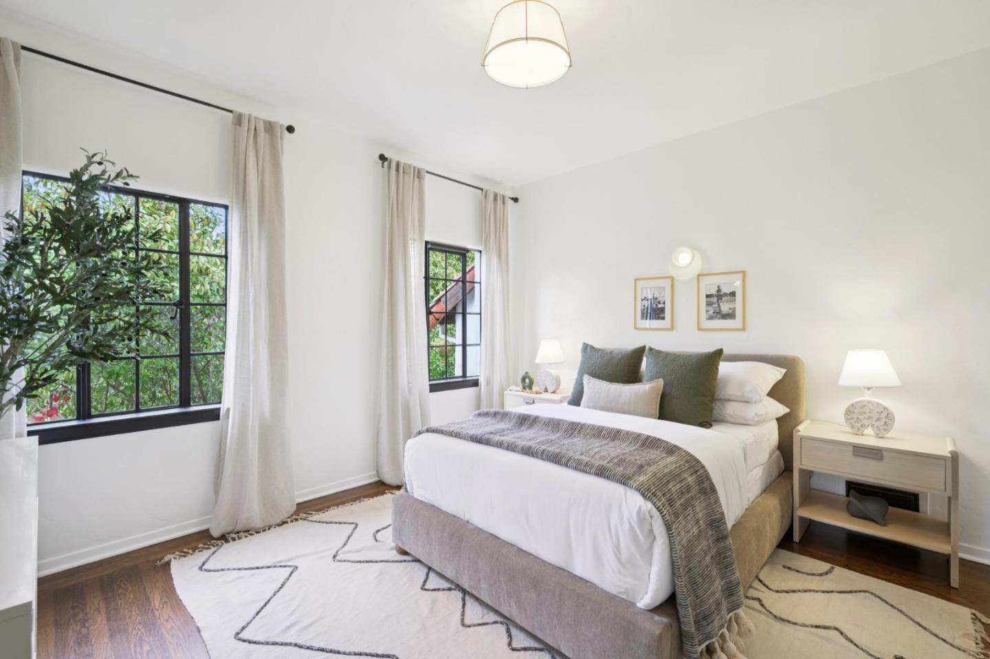 Detail Gallery Image 60 of 99 For 414 Edgewood Rd, San Mateo,  CA 94402 - 4 Beds | 4/1 Baths