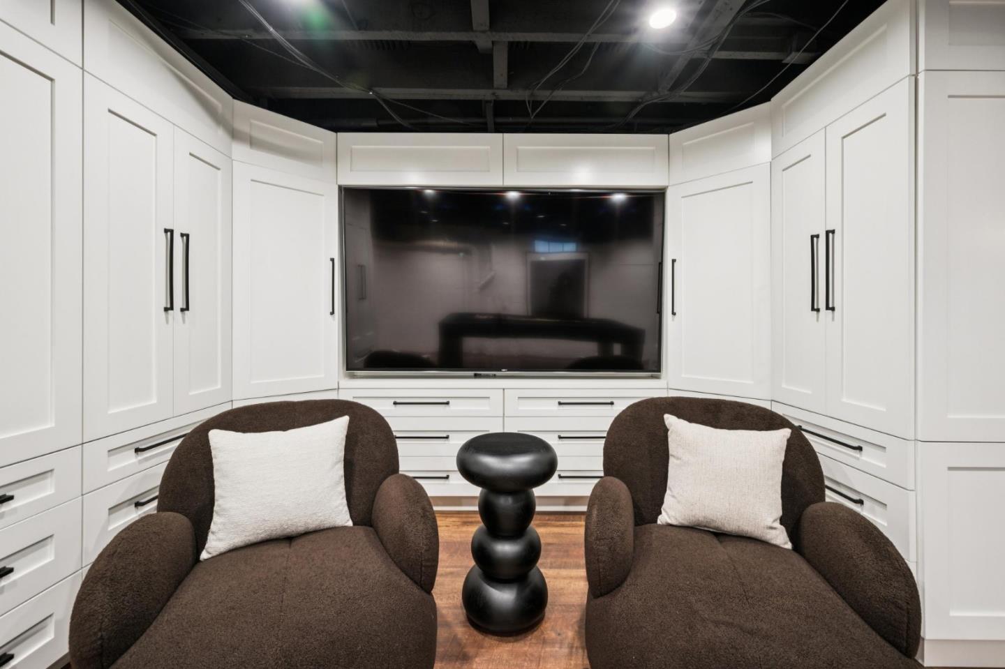 Detail Gallery Image 71 of 99 For 414 Edgewood Rd, San Mateo,  CA 94402 - 4 Beds | 4/1 Baths