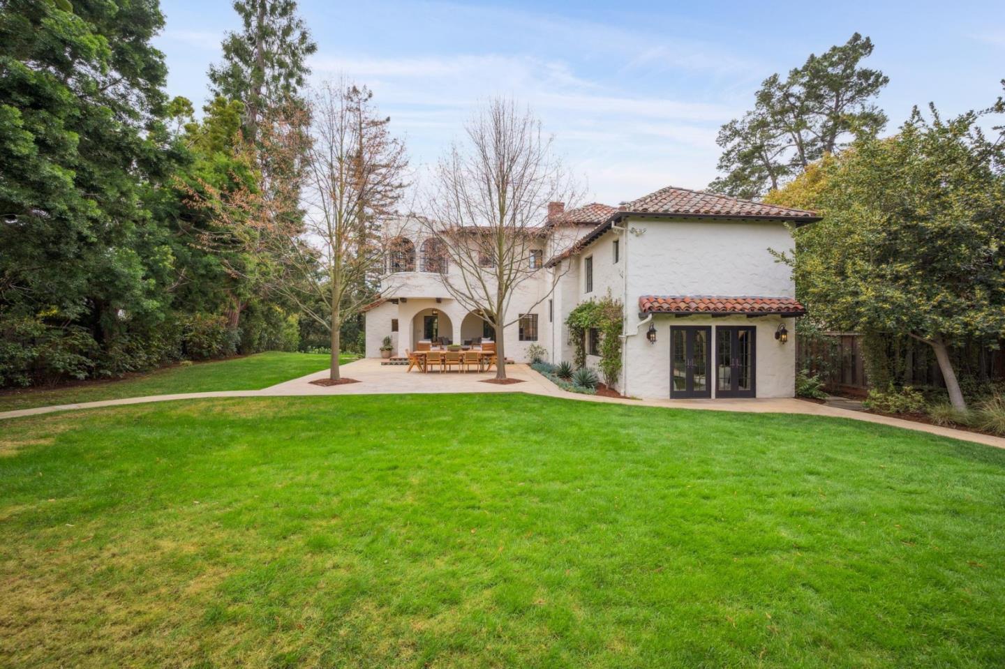 Detail Gallery Image 75 of 99 For 414 Edgewood Rd, San Mateo,  CA 94402 - 4 Beds | 4/1 Baths