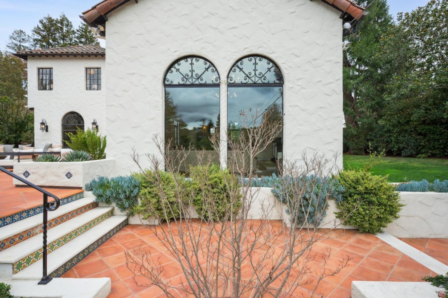 Detail Gallery Image 8 of 99 For 414 Edgewood Rd, San Mateo,  CA 94402 - 4 Beds | 4/1 Baths