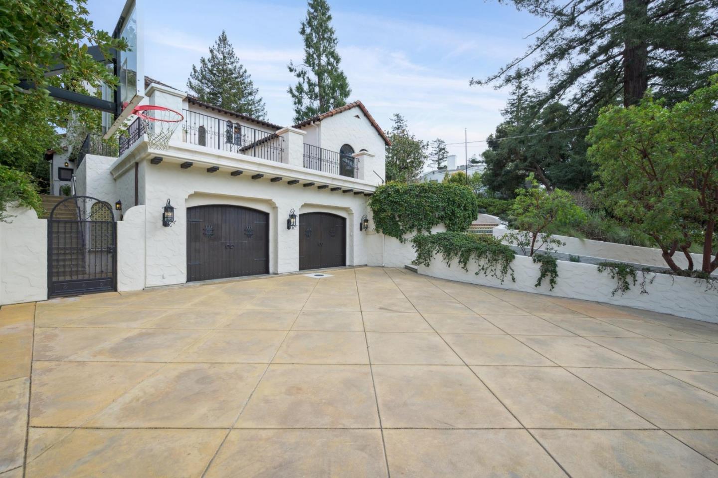 Detail Gallery Image 96 of 99 For 414 Edgewood Rd, San Mateo,  CA 94402 - 4 Beds | 4/1 Baths