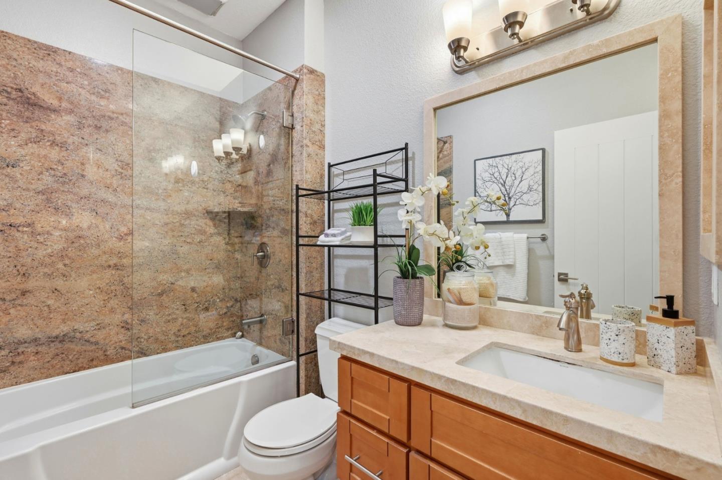 Detail Gallery Image 22 of 32 For 7625 Mission St, Daly City,  CA 94014 - 3 Beds | 2/1 Baths