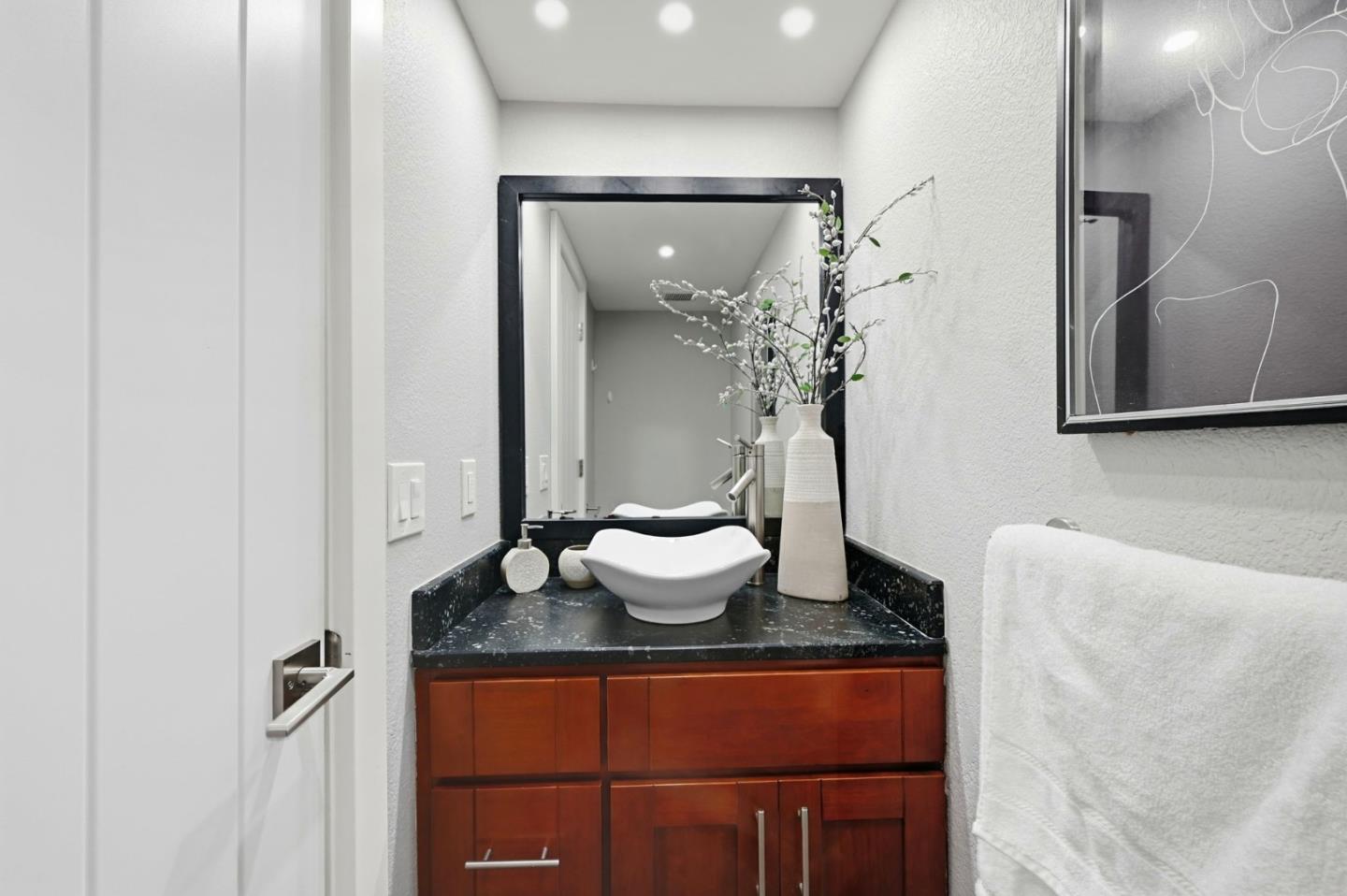 Detail Gallery Image 26 of 32 For 7625 Mission St, Daly City,  CA 94014 - 3 Beds | 2/1 Baths