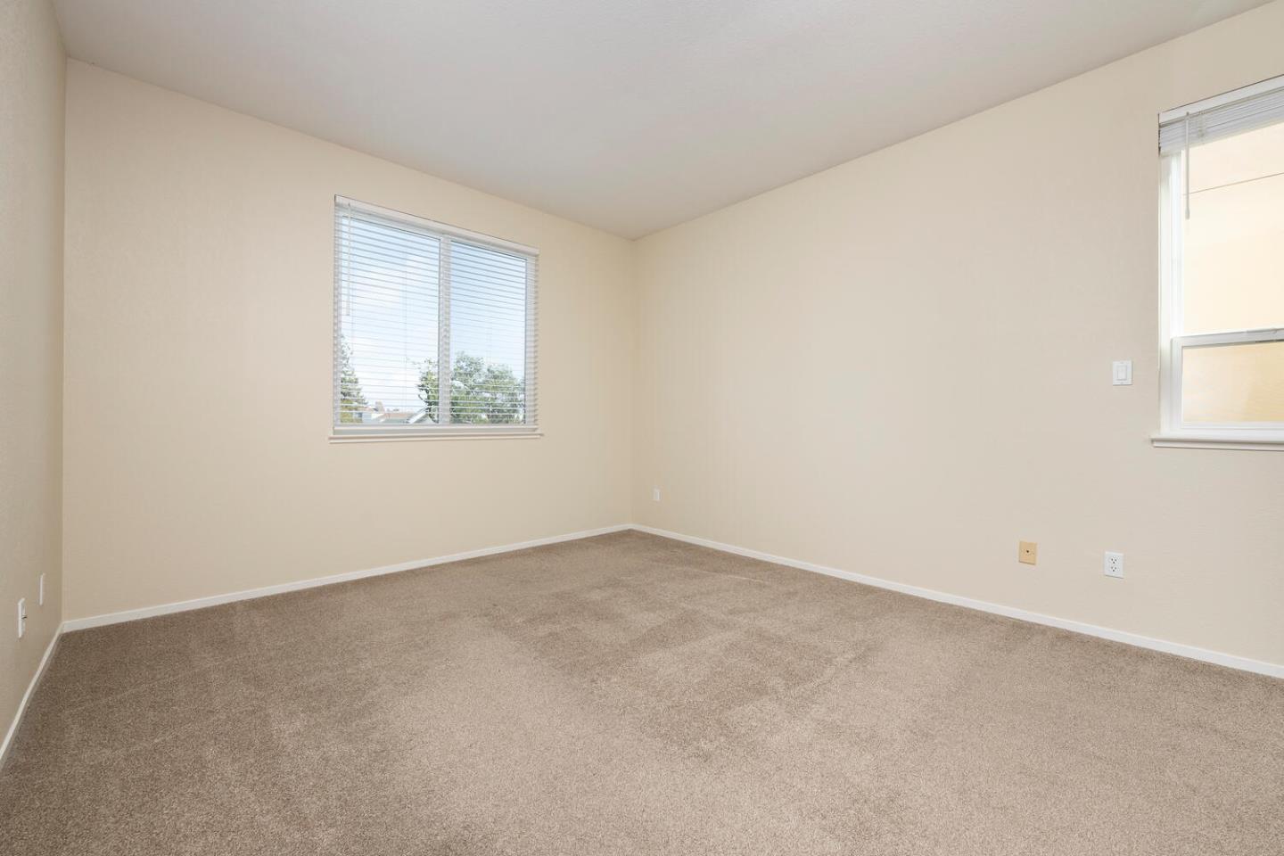 Detail Gallery Image 12 of 18 For 30 Lorton Ave #302,  Burlingame,  CA 94010 - 2 Beds | 2 Baths
