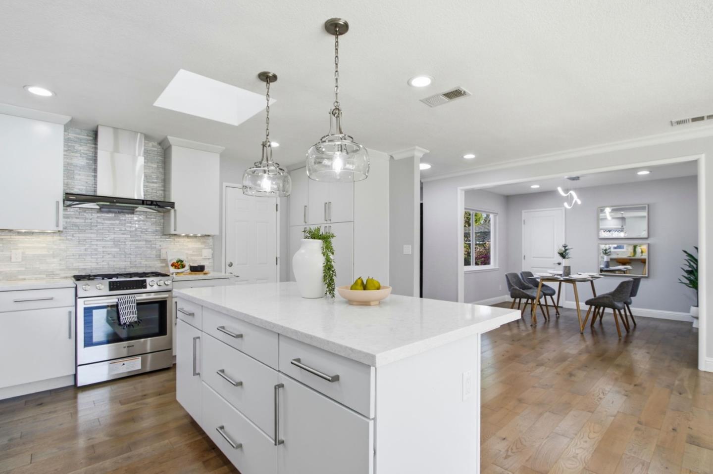 Detail Gallery Image 18 of 38 For 2356 Venndale Ave, San Jose,  CA 95124 - 4 Beds | 2 Baths