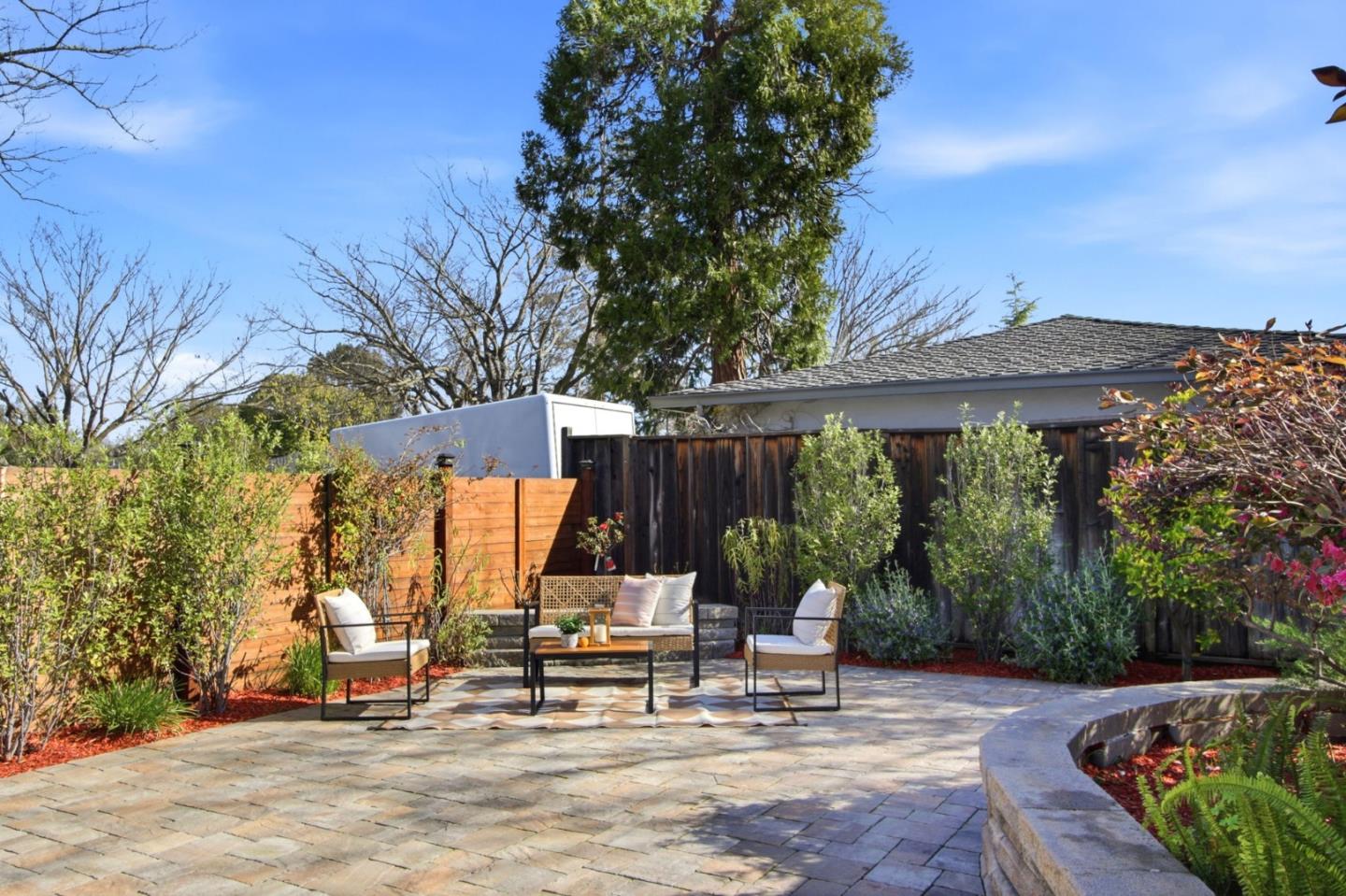 Detail Gallery Image 36 of 38 For 2356 Venndale Ave, San Jose,  CA 95124 - 4 Beds | 2 Baths