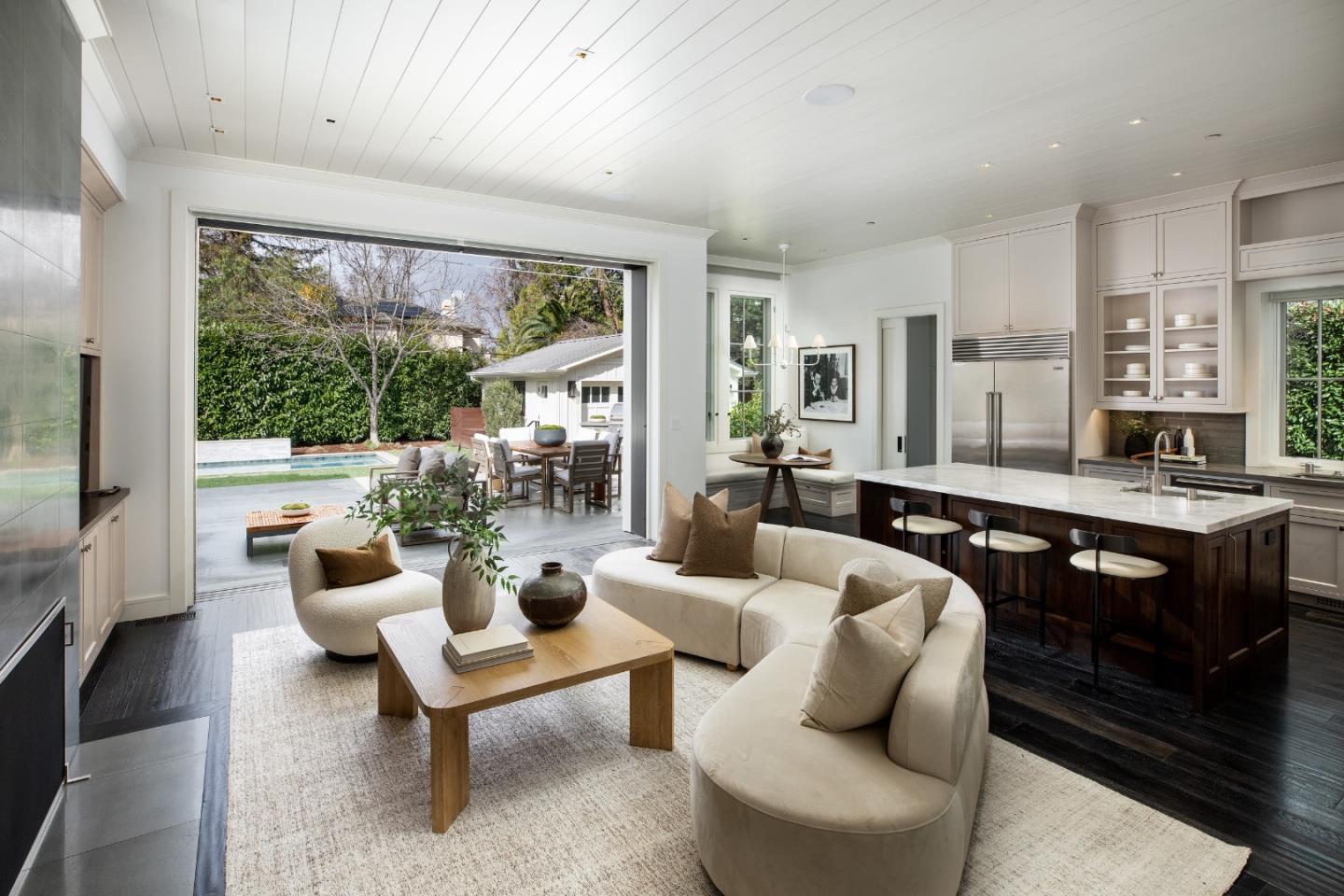 Detail Gallery Image 5 of 20 For 1440 Bay Laurel Dr, Menlo Park,  CA 94025 - 4 Beds | 4 Baths