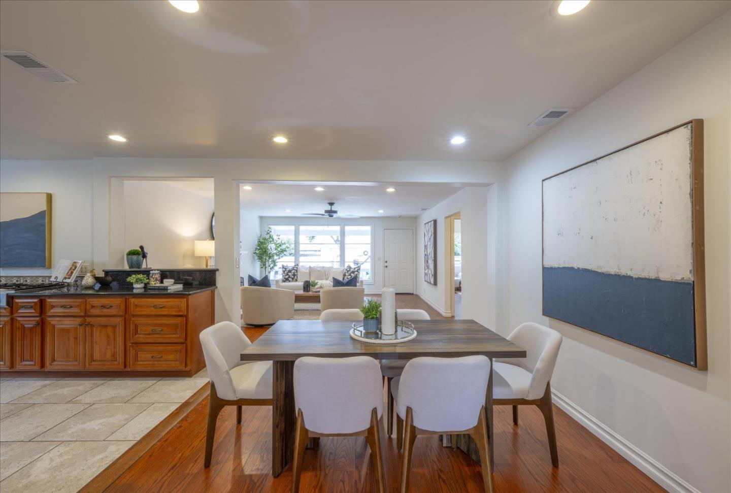 Detail Gallery Image 14 of 32 For 3354 Page St, Redwood City,  CA 94063 - 3 Beds | 2 Baths