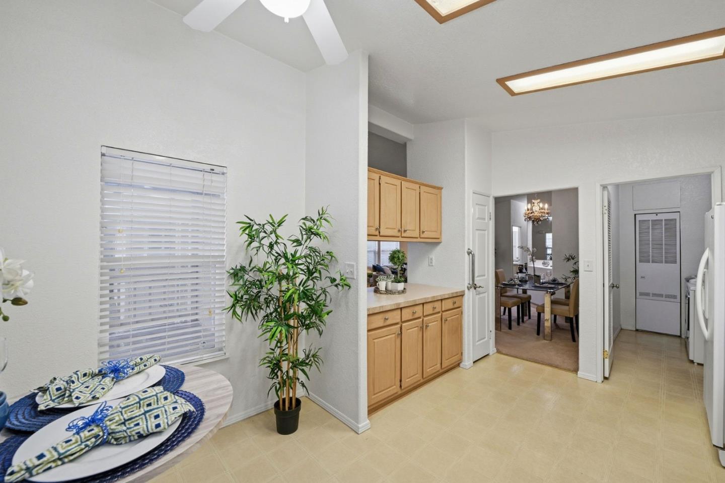 Detail Gallery Image 17 of 41 For 195 Blossom Hill Rd #156,  San Jose,  CA 95123 - 3 Beds | 2 Baths