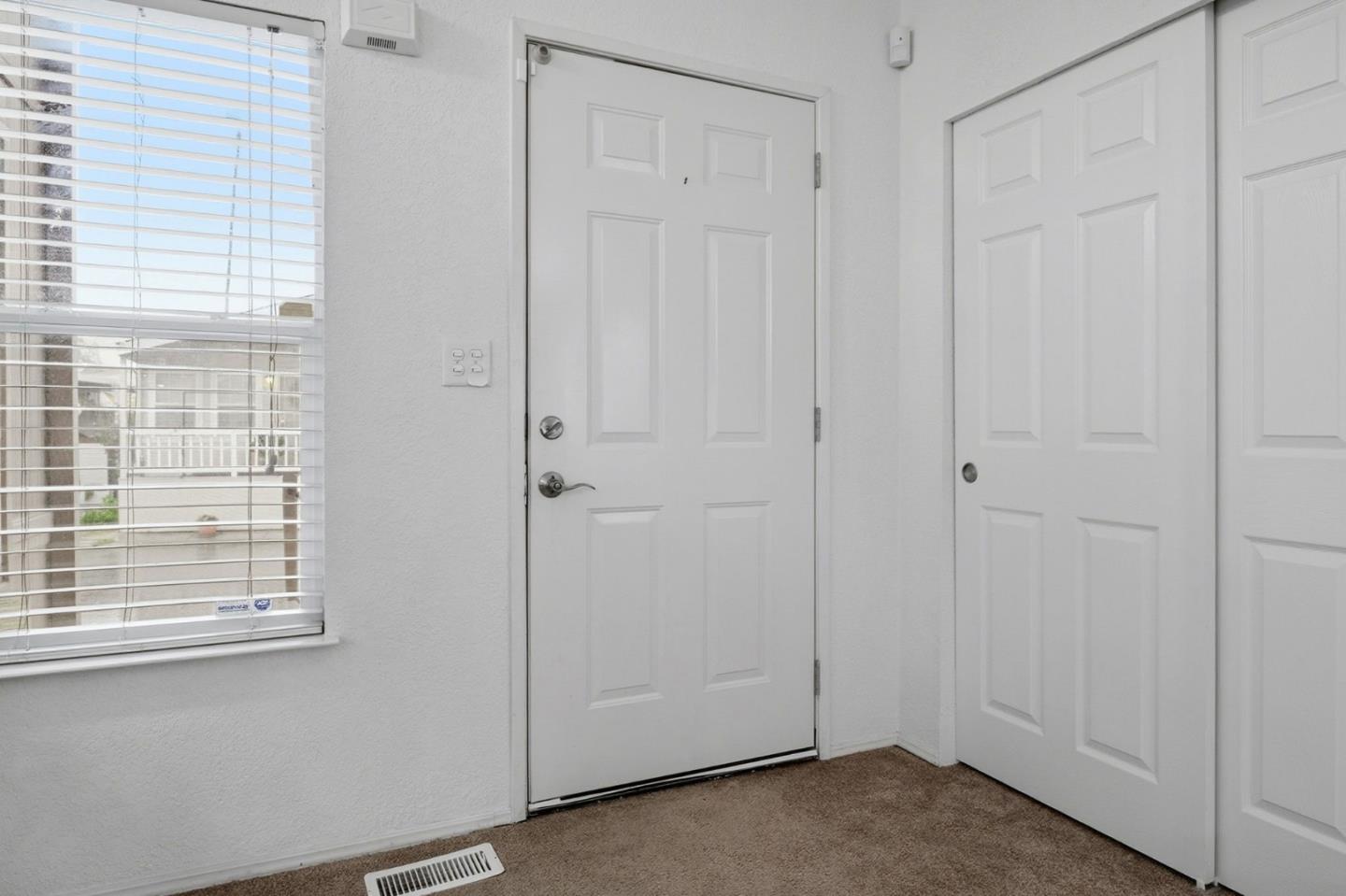 Detail Gallery Image 5 of 41 For 195 Blossom Hill Rd #156,  San Jose,  CA 95123 - 3 Beds | 2 Baths
