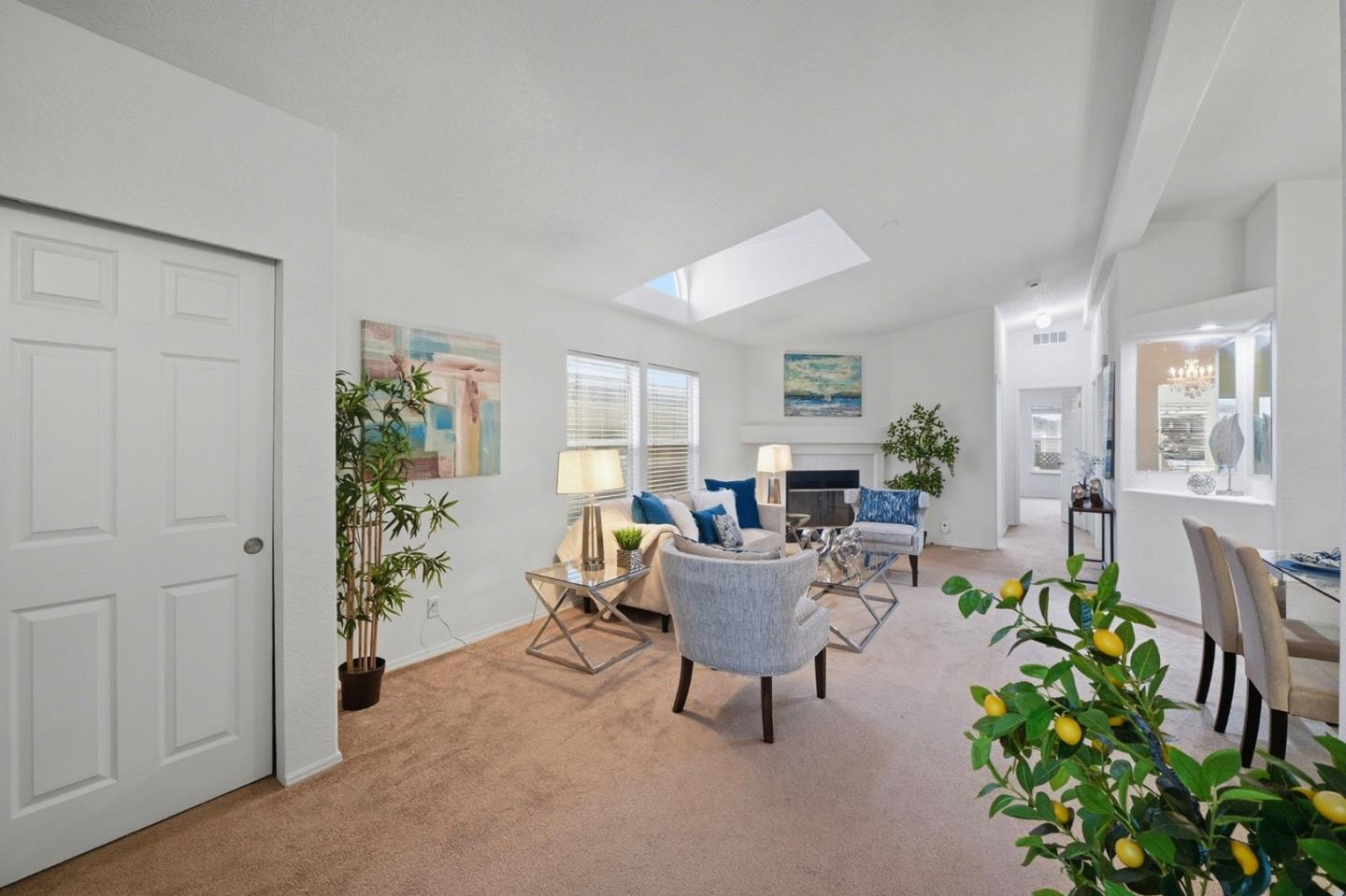 Detail Gallery Image 7 of 41 For 195 Blossom Hill Rd #156,  San Jose,  CA 95123 - 3 Beds | 2 Baths