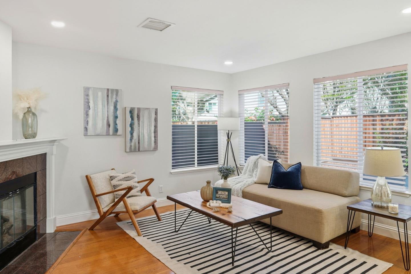 Detail Gallery Image 10 of 40 For 6277 Ginashell Cir, San Jose,  CA 95119 - 4 Beds | 3 Baths