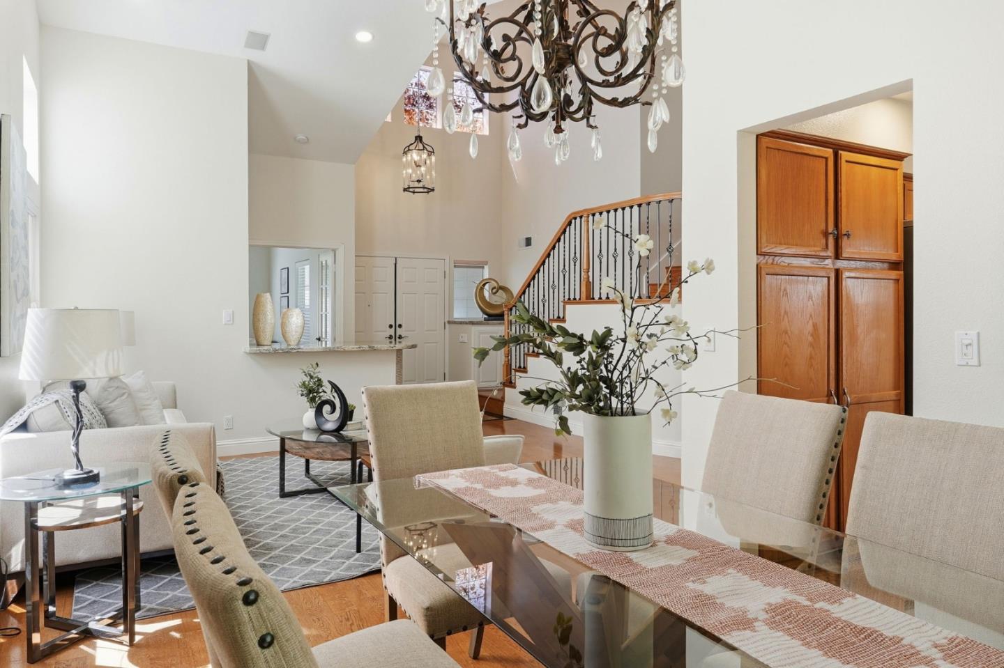 Detail Gallery Image 19 of 40 For 6277 Ginashell Cir, San Jose,  CA 95119 - 4 Beds | 3 Baths