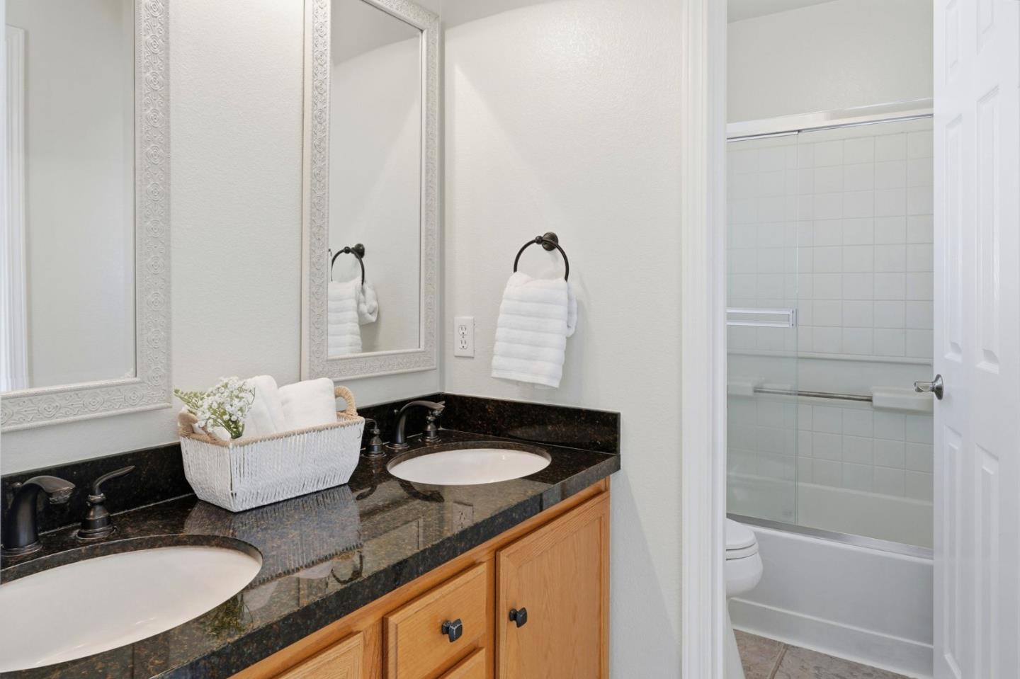 Detail Gallery Image 32 of 40 For 6277 Ginashell Cir, San Jose,  CA 95119 - 4 Beds | 3 Baths