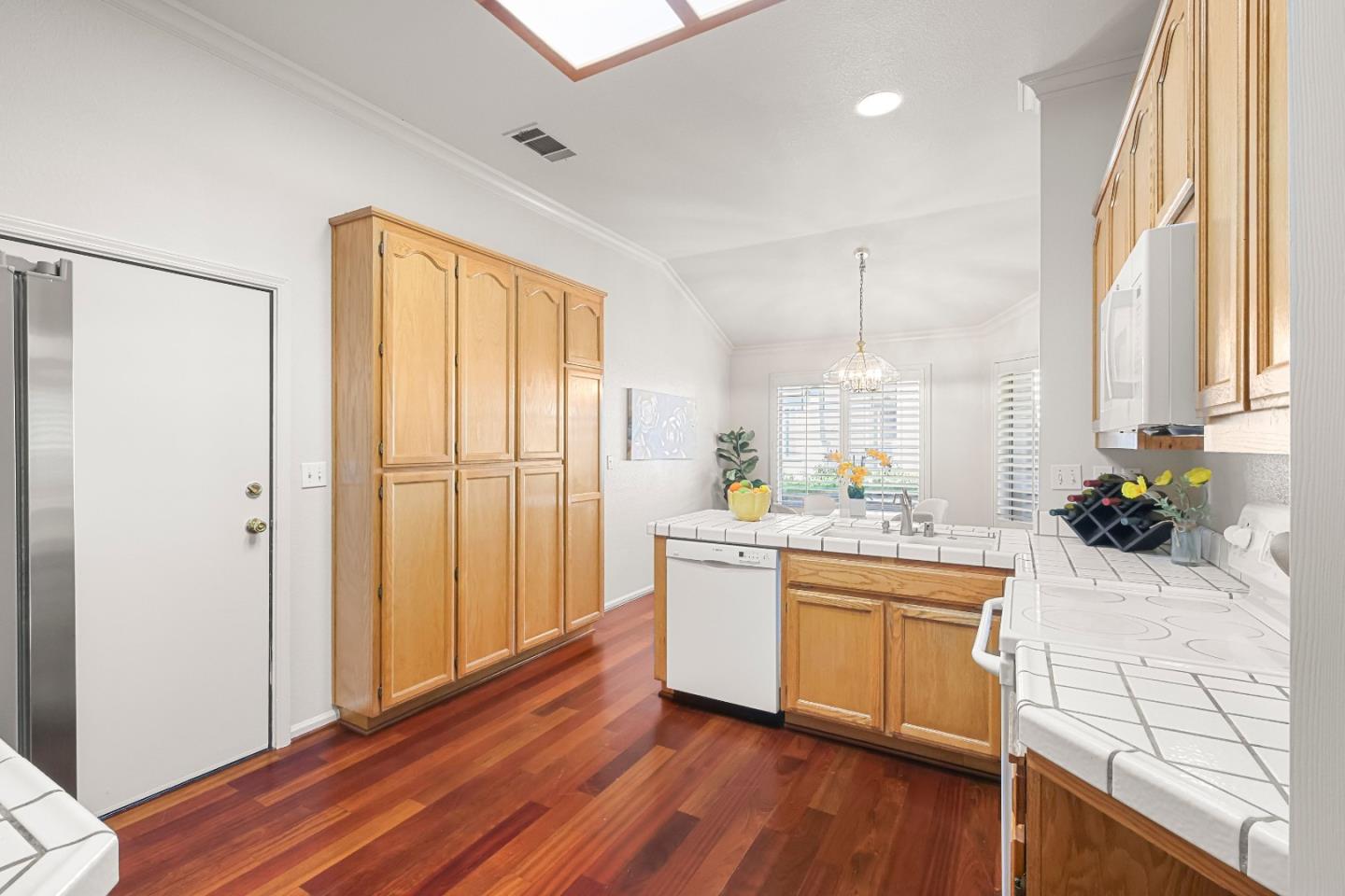 Detail Gallery Image 13 of 53 For 8652 Solera Dr, San Jose,  CA 95135 - 2 Beds | 2 Baths