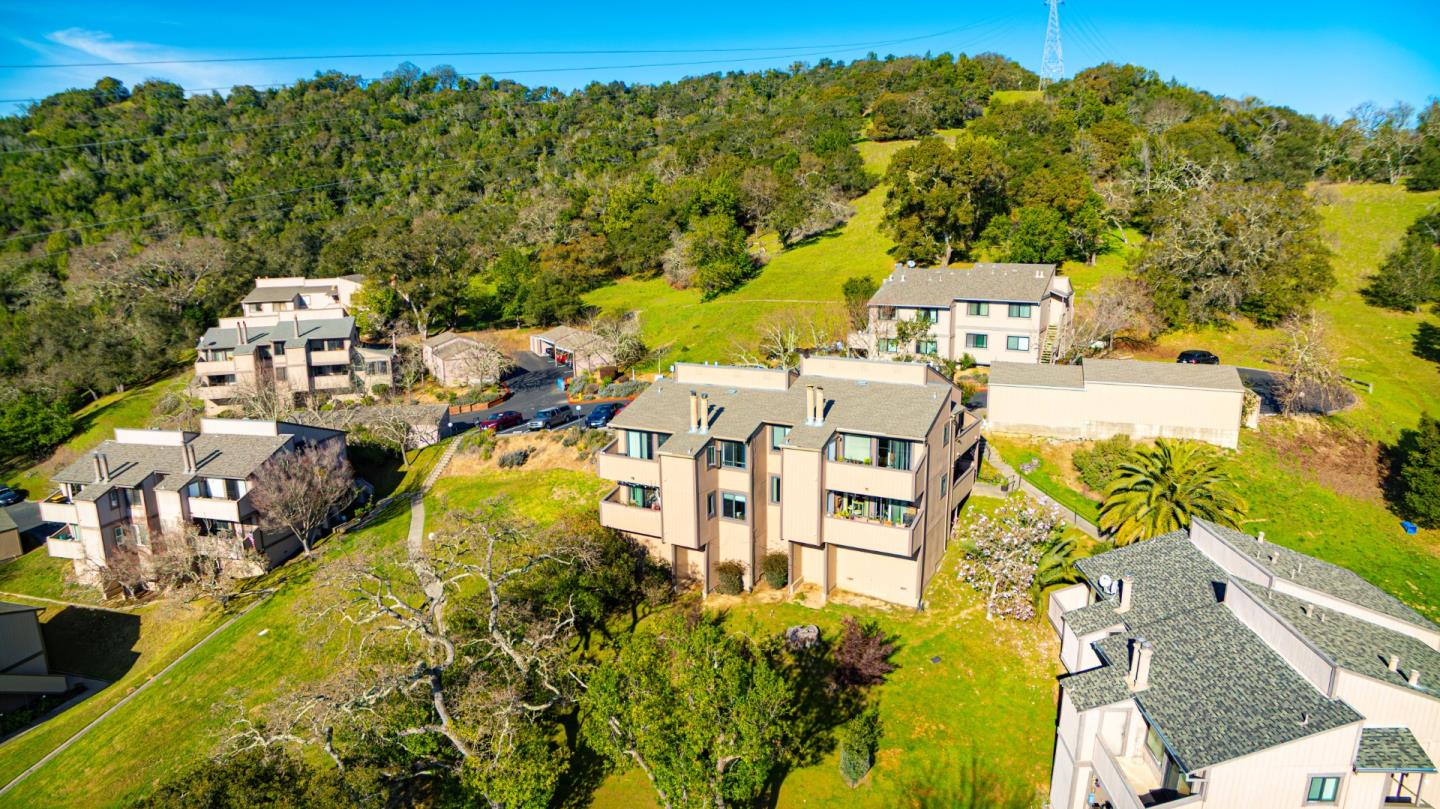 Detail Gallery Image 3 of 21 For 46 Grass Ct, Novato,  CA 94949 - – Beds | – Baths