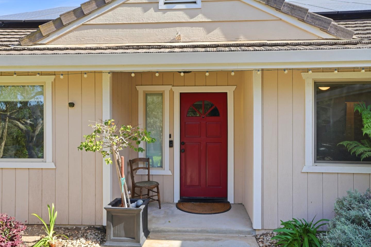 Detail Gallery Image 4 of 43 For 19033 Beatrice Dr, Salinas,  CA 93907 - 3 Beds | 2 Baths