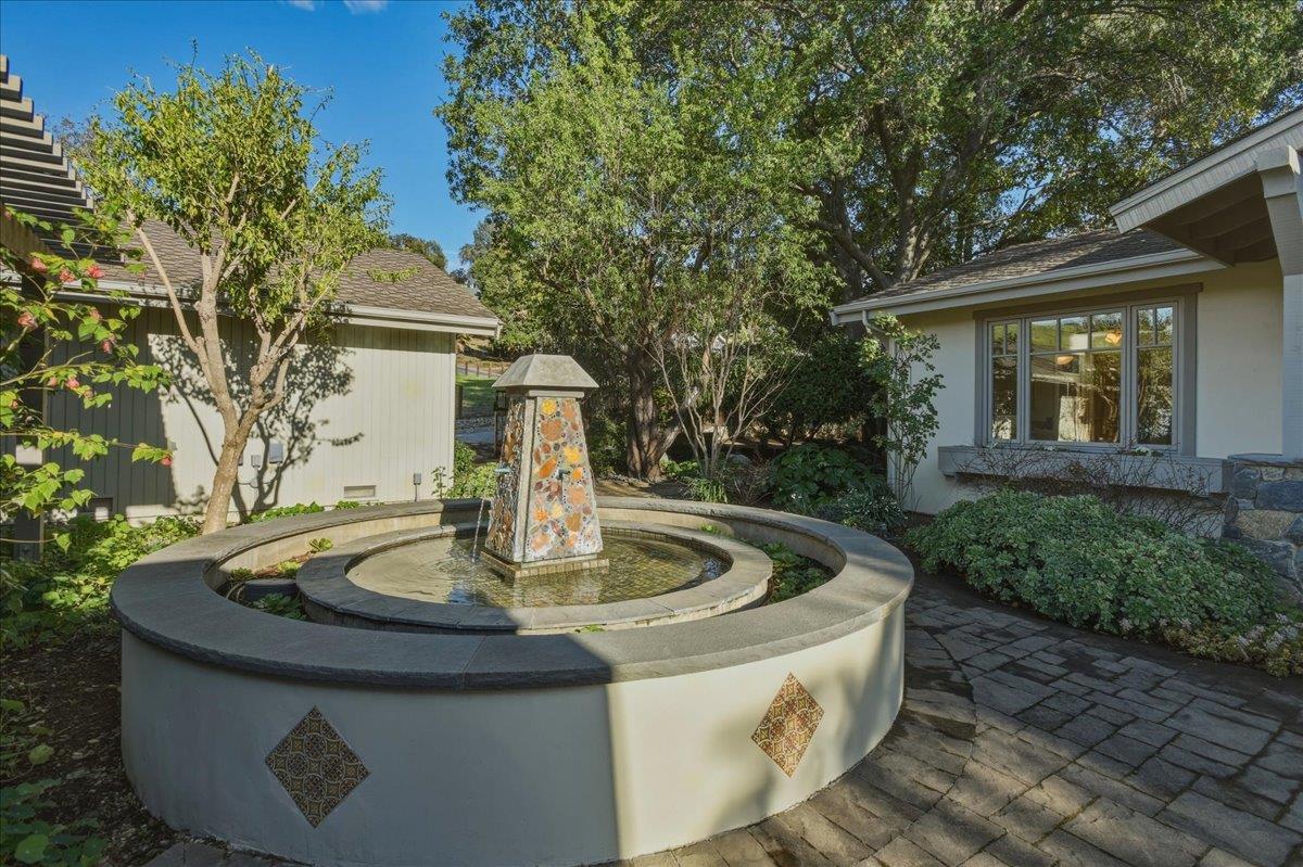 Detail Gallery Image 6 of 60 For 2285 Mcdonald Ln, Morgan Hill,  CA 95037 - 3 Beds | 2/1 Baths