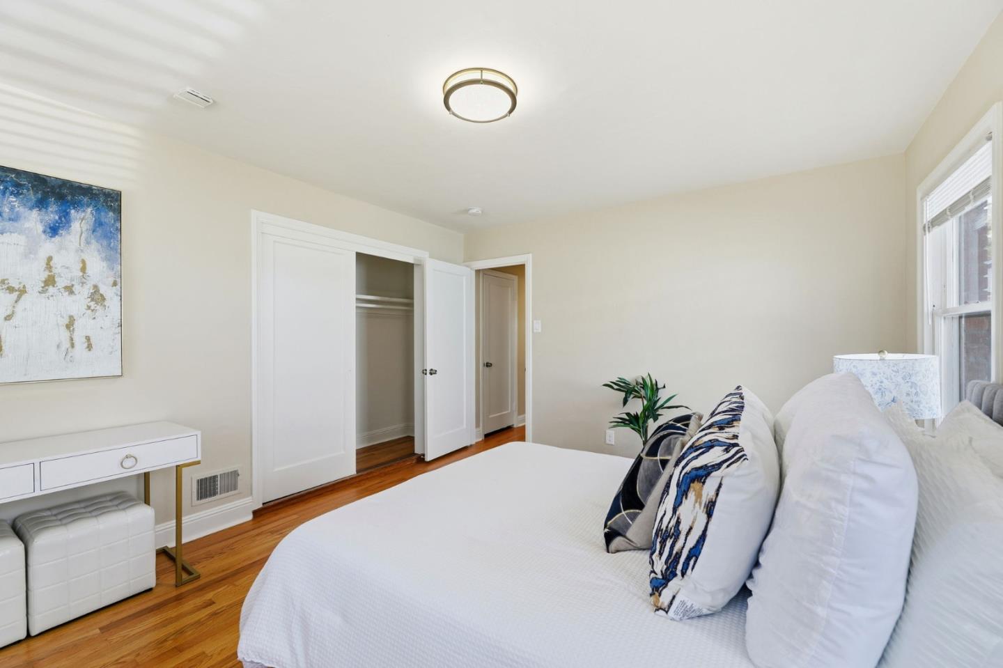 Detail Gallery Image 18 of 47 For 181 Cleaves Ave, San Jose,  CA 95126 - 4 Beds | 3/1 Baths