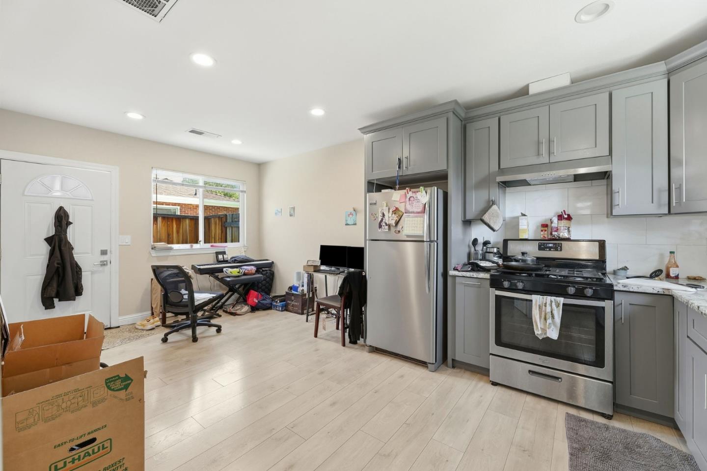 Detail Gallery Image 36 of 47 For 181 Cleaves Ave, San Jose,  CA 95126 - 4 Beds | 3/1 Baths