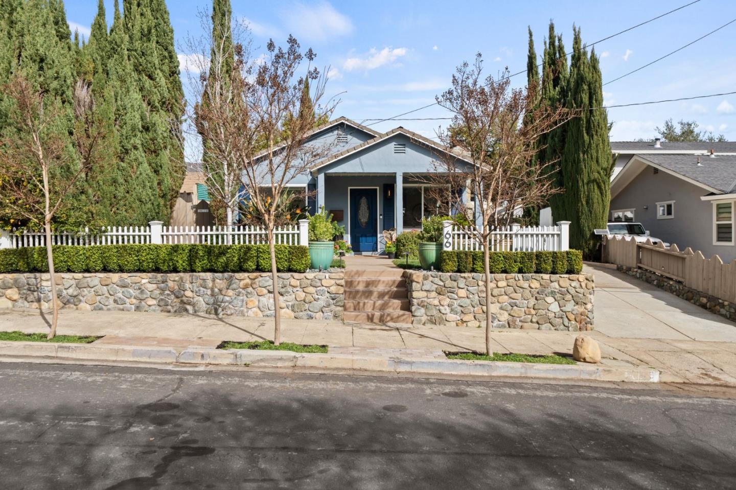 Detail Gallery Image 4 of 43 For 66 Chester St, Los Gatos,  CA 95032 - 2 Beds | 1 Baths