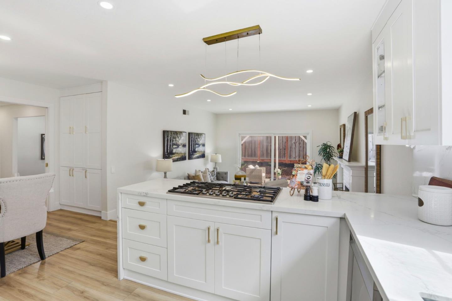 Detail Gallery Image 14 of 36 For 372 Mustang St, San Jose,  CA 95123 - 3 Beds | 2 Baths