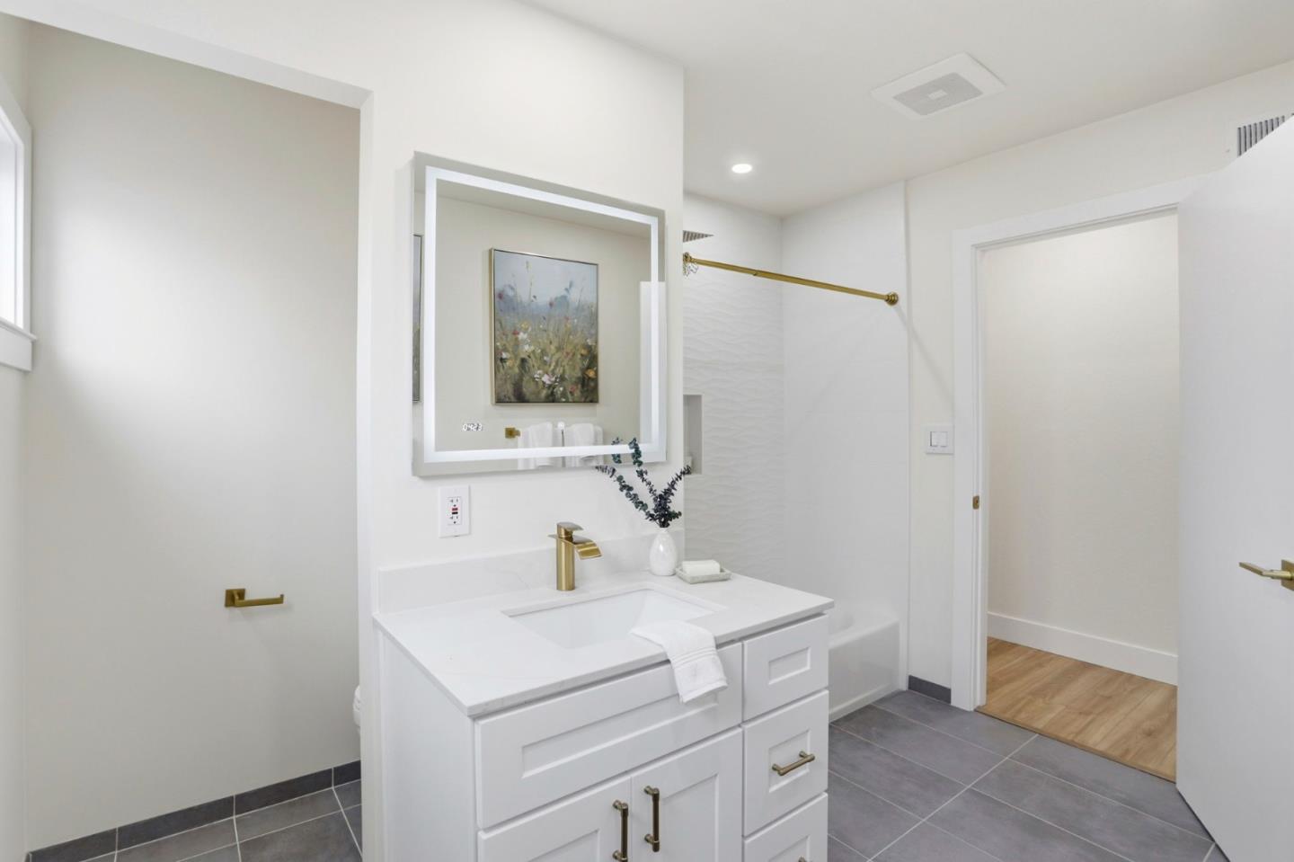 Detail Gallery Image 21 of 36 For 372 Mustang St, San Jose,  CA 95123 - 3 Beds | 2 Baths