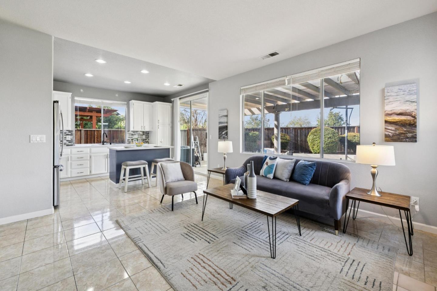 Detail Gallery Image 15 of 62 For 476 Tarter Ct, San Jose,  CA 95136 - 3 Beds | 2/1 Baths