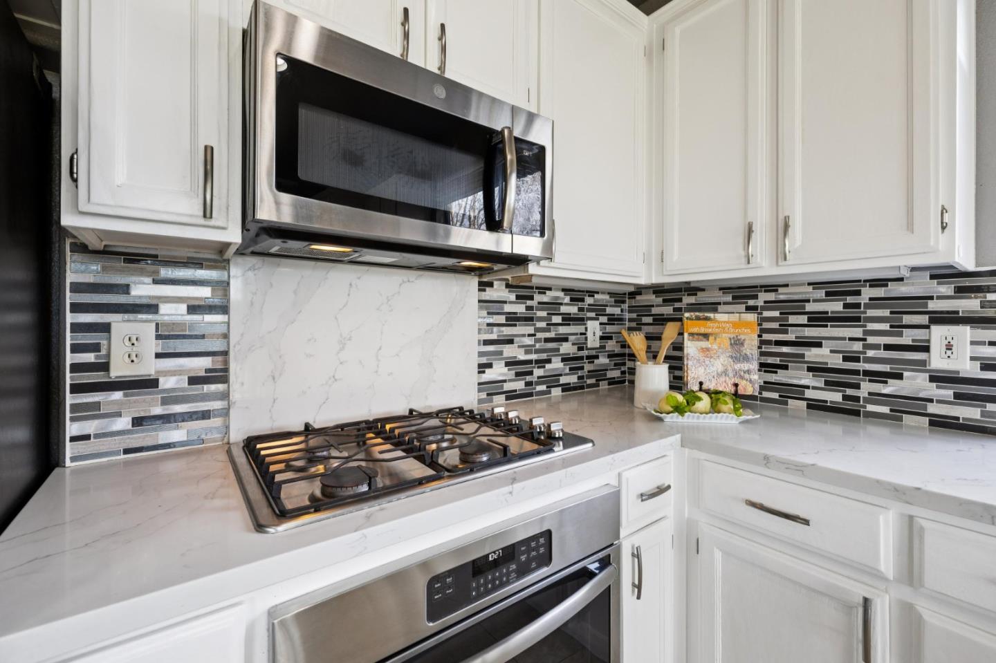 Detail Gallery Image 23 of 62 For 476 Tarter Ct, San Jose,  CA 95136 - 3 Beds | 2/1 Baths