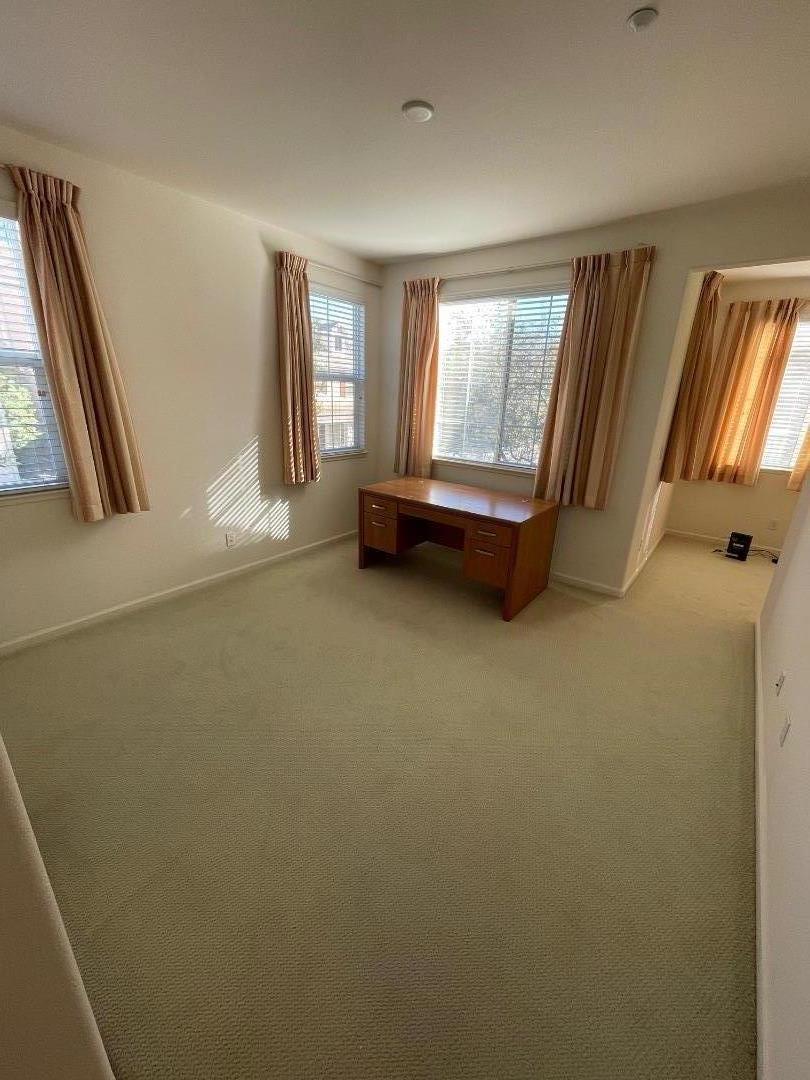 Detail Gallery Image 12 of 22 For 1016 Sallie Ln, Tracy,  CA 95376 - 4 Beds | 2/1 Baths