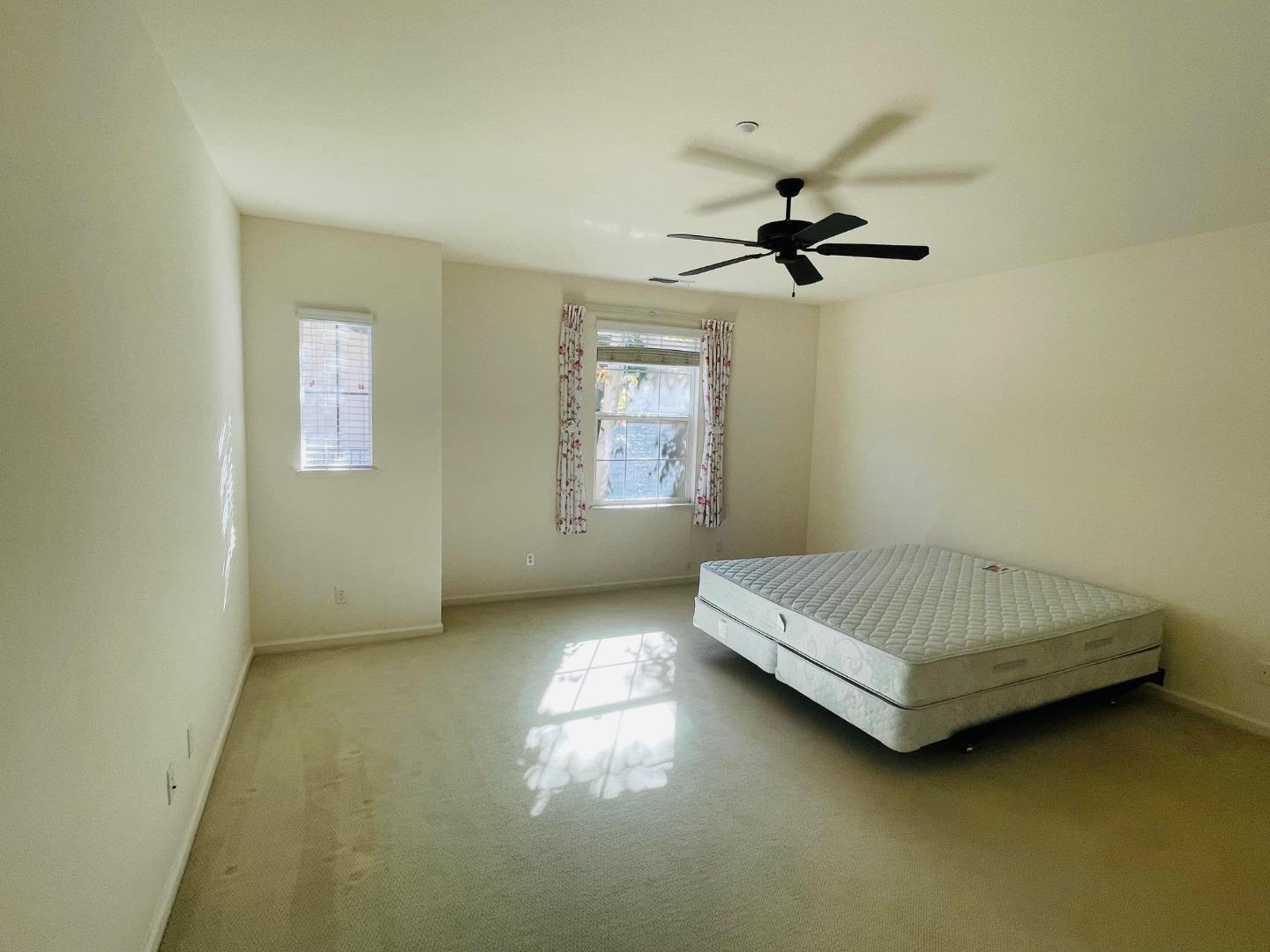 Detail Gallery Image 15 of 22 For 1016 Sallie Ln, Tracy,  CA 95376 - 4 Beds | 2/1 Baths