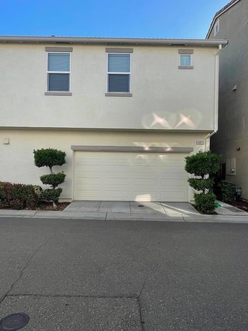 Detail Gallery Image 4 of 22 For 1016 Sallie Ln, Tracy,  CA 95376 - 4 Beds | 2/1 Baths