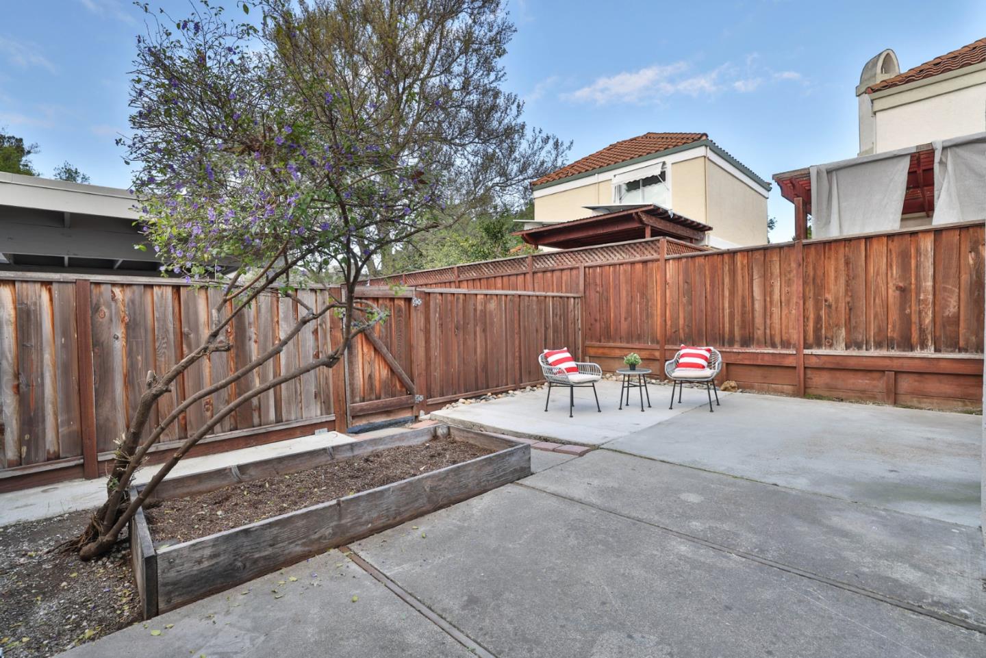 Detail Gallery Image 10 of 23 For 275 Chynoweth Ave, San Jose,  CA 95136 - 2 Beds | 1/1 Baths