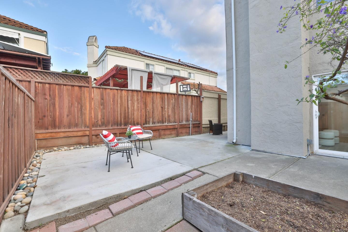 Detail Gallery Image 11 of 23 For 275 Chynoweth Ave, San Jose,  CA 95136 - 2 Beds | 1/1 Baths