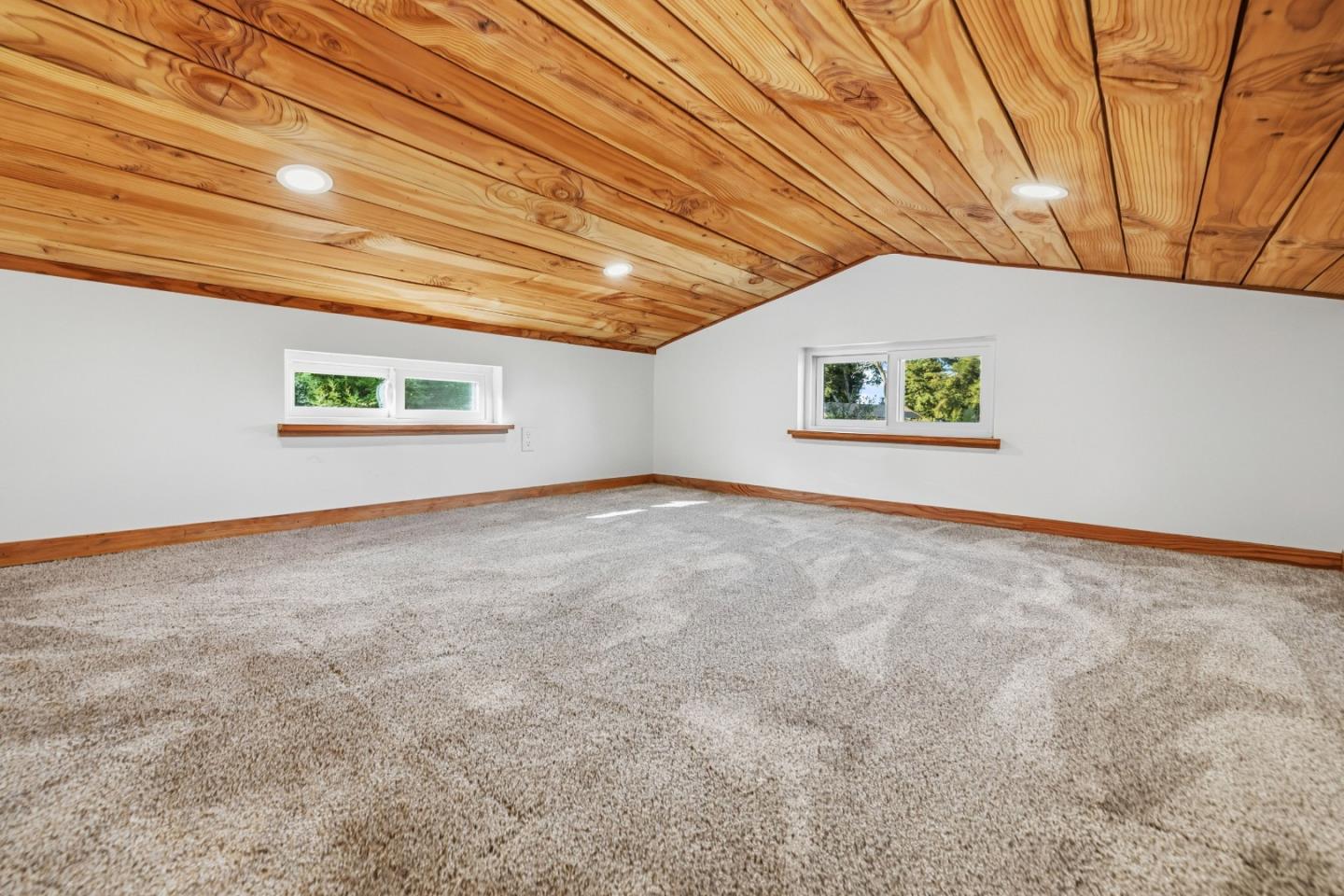 Detail Gallery Image 24 of 75 For 15 Braemoor Dr, Santa Cruz,  CA 95060 - 1 Beds | 1 Baths