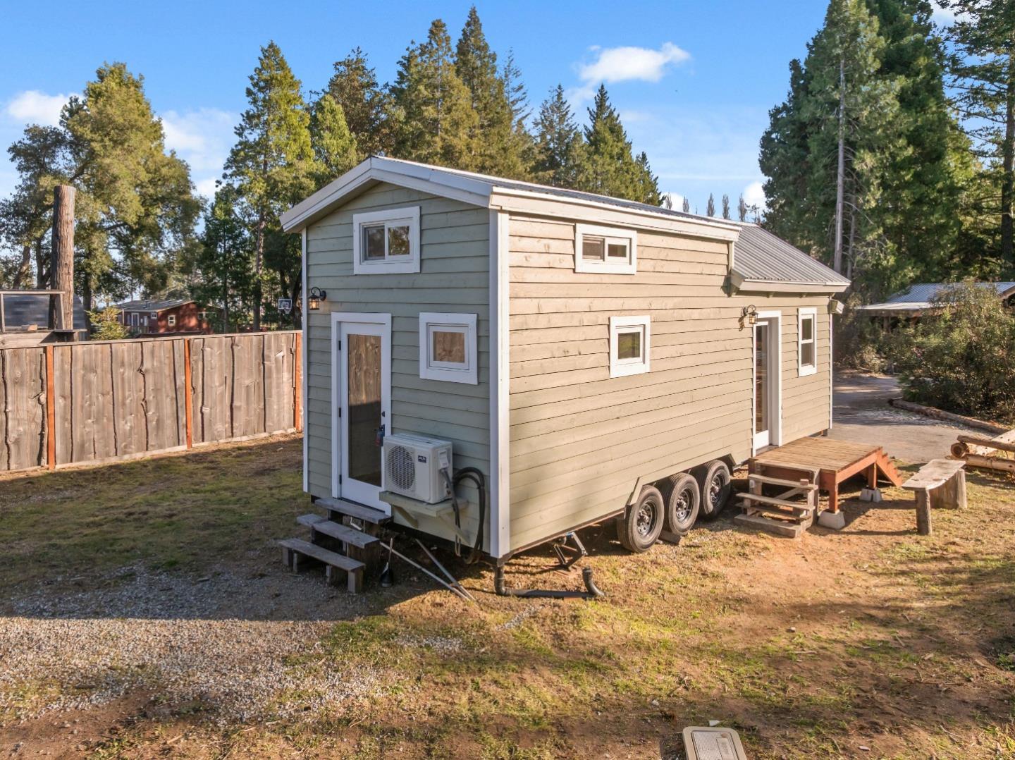 Detail Gallery Image 26 of 75 For 15 Braemoor Dr, Santa Cruz,  CA 95060 - 1 Beds | 1 Baths