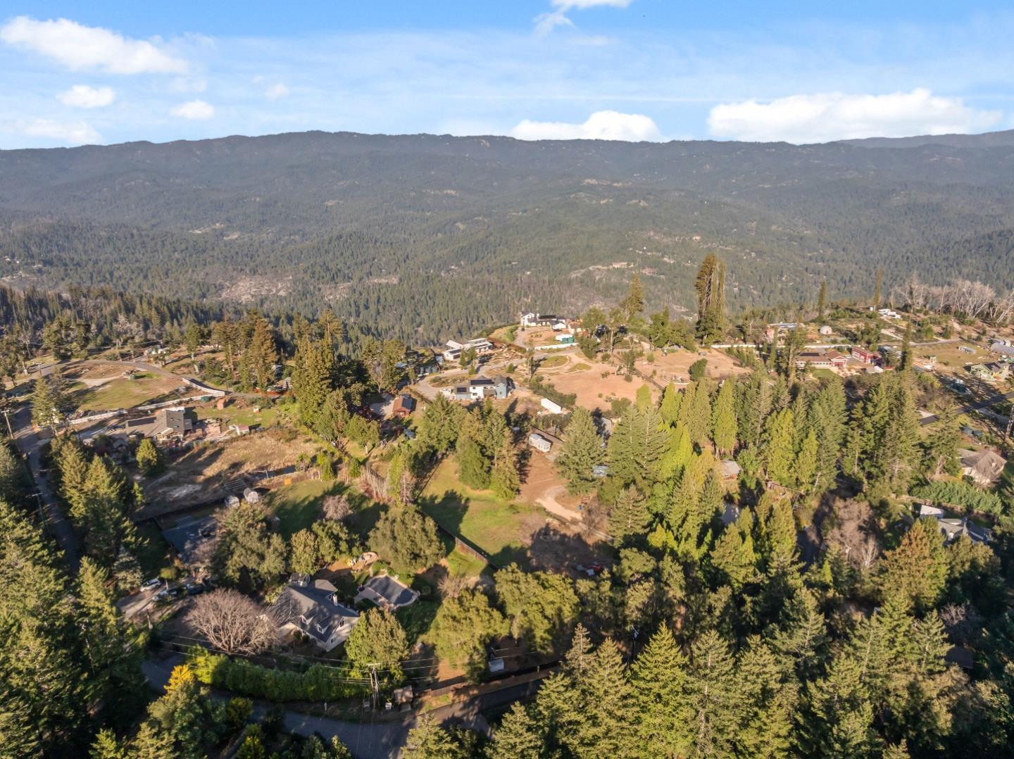 Detail Gallery Image 70 of 75 For 15 Braemoor Dr, Santa Cruz,  CA 95060 - 1 Beds | 1 Baths