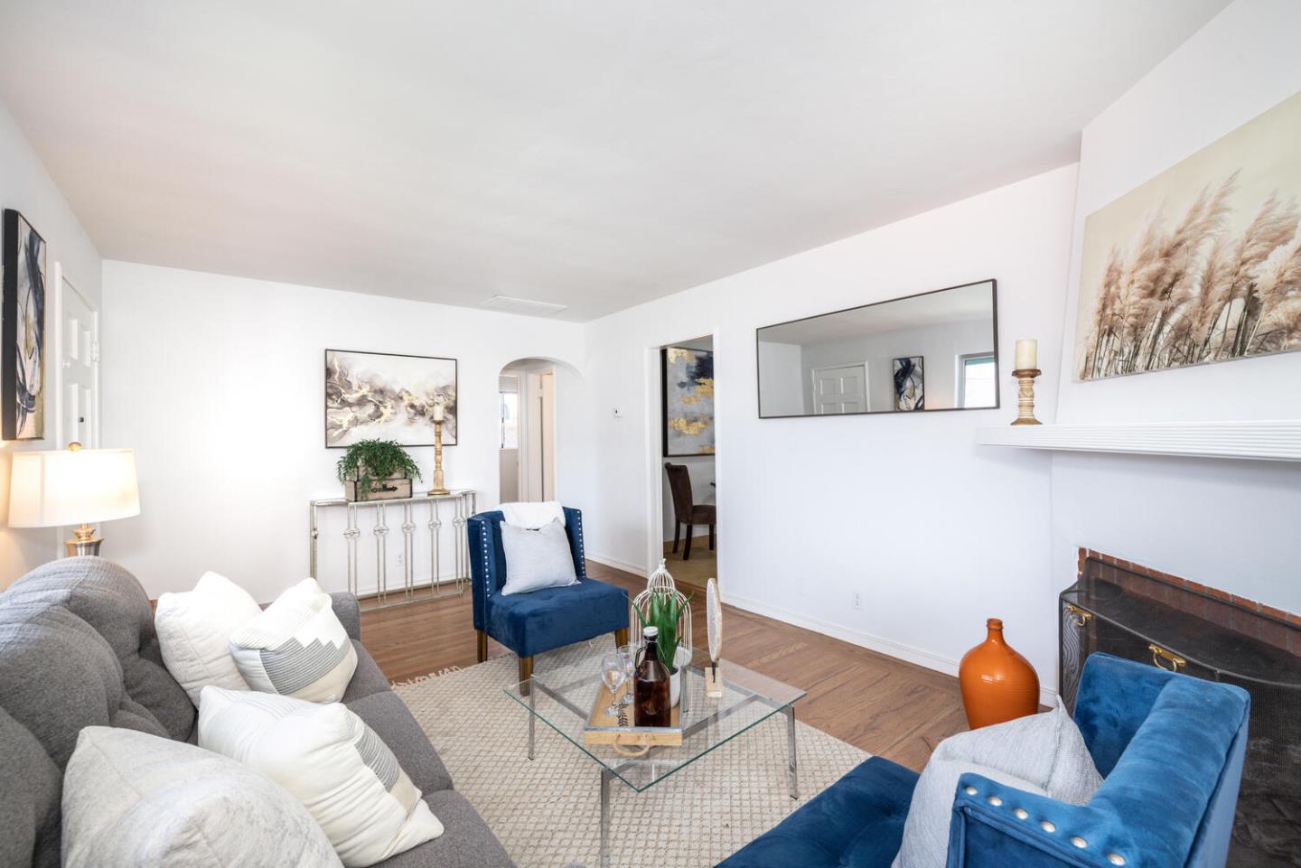 Detail Gallery Image 6 of 34 For 411 Elm Ave, San Bruno,  CA 94066 - 4 Beds | 2 Baths