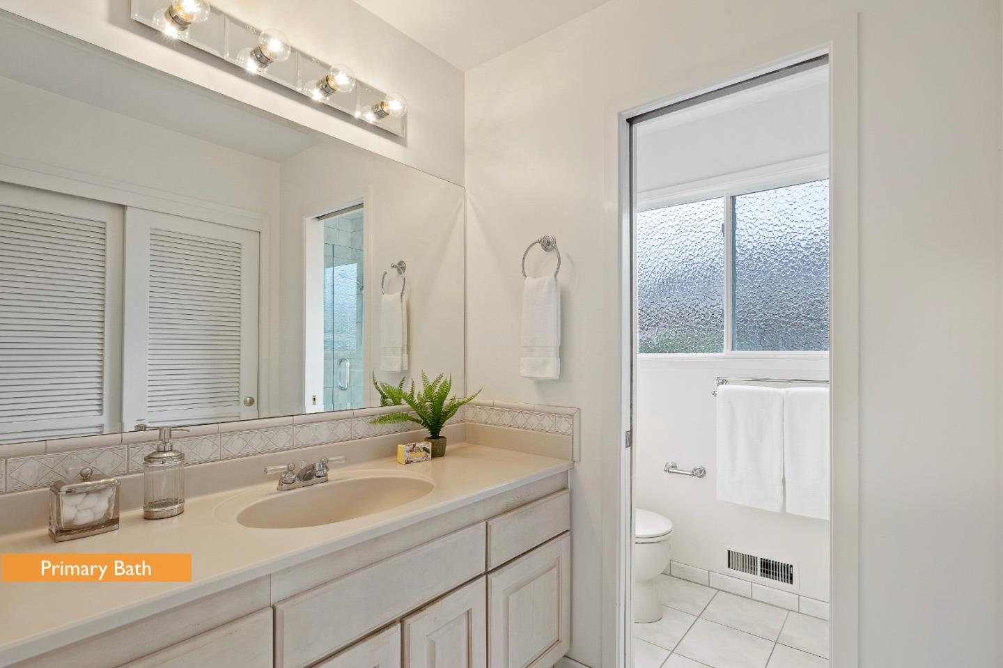 Detail Gallery Image 16 of 27 For 1668 Lachine Dr, Sunnyvale,  CA 94087 - 4 Beds | 2 Baths