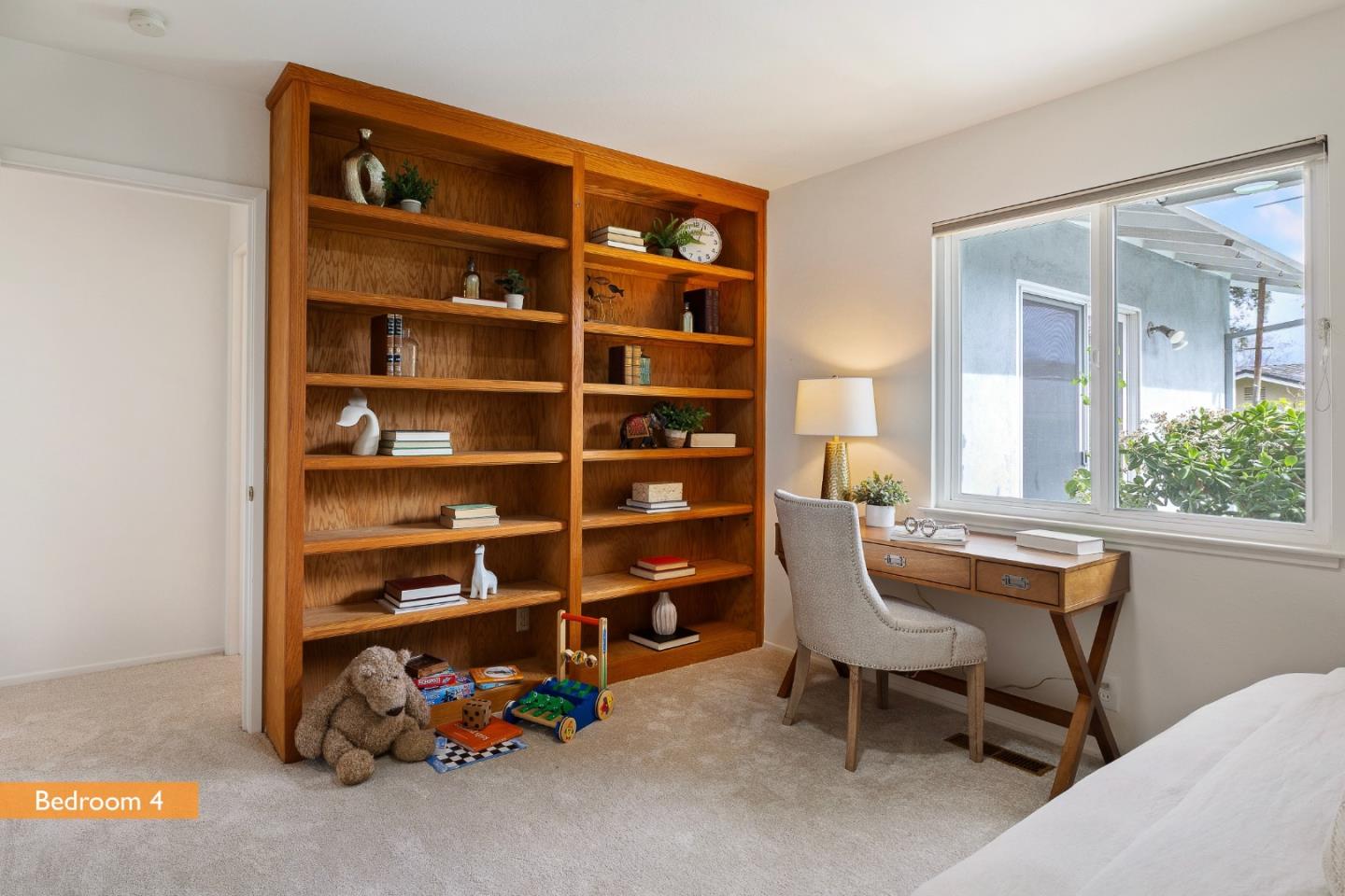 Detail Gallery Image 24 of 27 For 1668 Lachine Dr, Sunnyvale,  CA 94087 - 4 Beds | 2 Baths